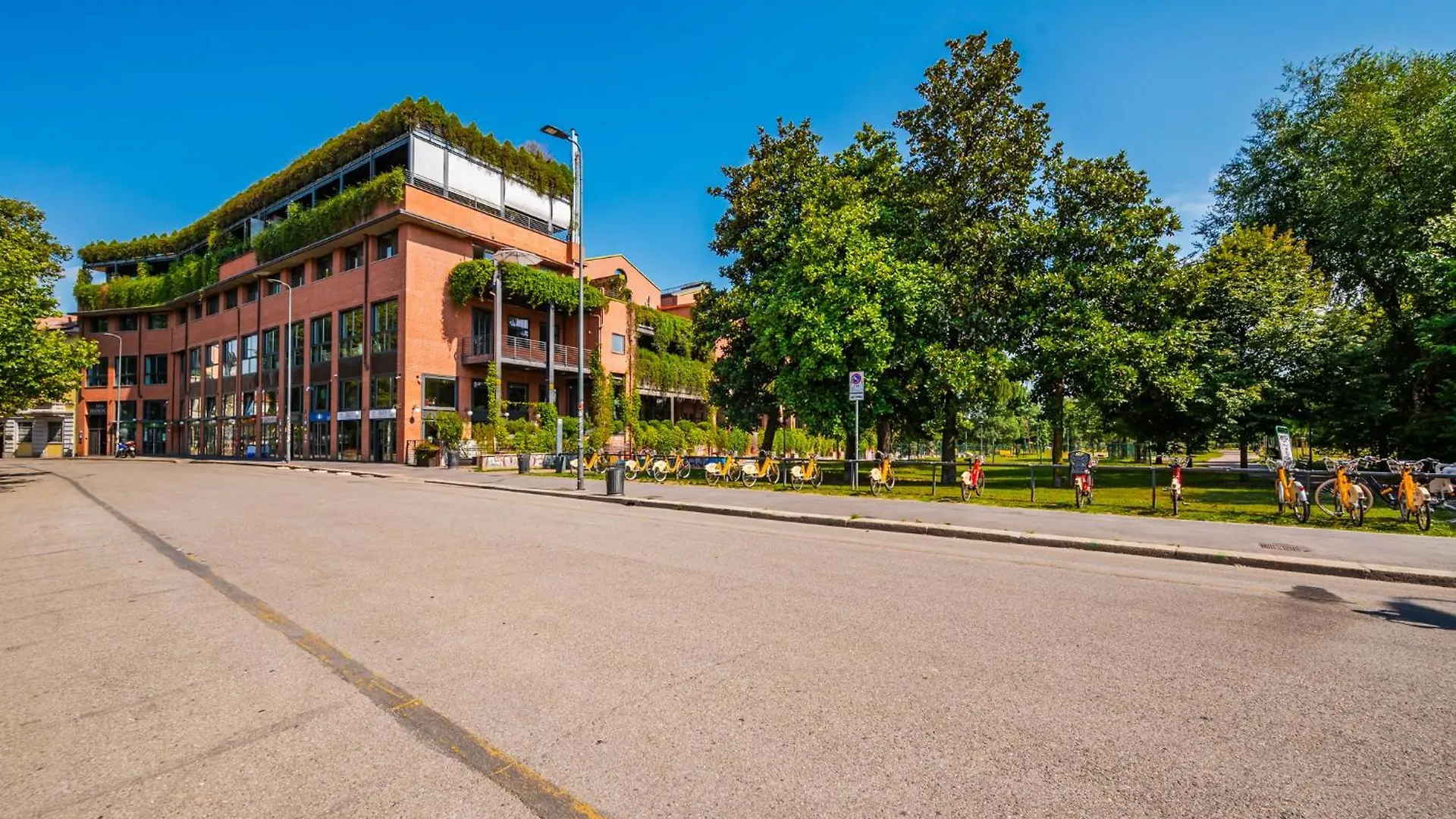 Apartment The Boutique Houses - In The Heart Of Navigli Milan Italy