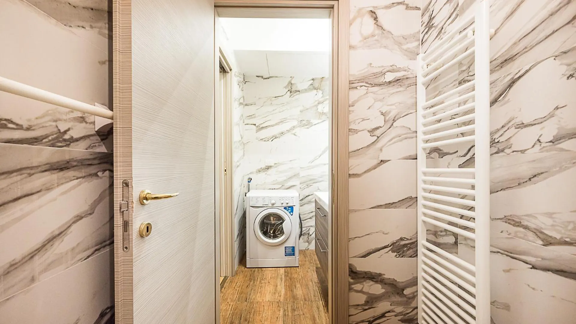 The Boutique Houses - In The Heart Of Navigli Milan Apartment